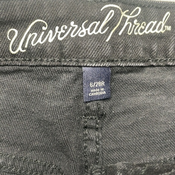 Universal thread Dark Denim Jeans Black Shorts high Rise Shortie Size 6 … - Picture 3 of 7